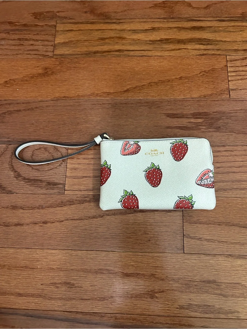 Coach Strawberry Print Wristlet White Signature Leather Zip Pouch